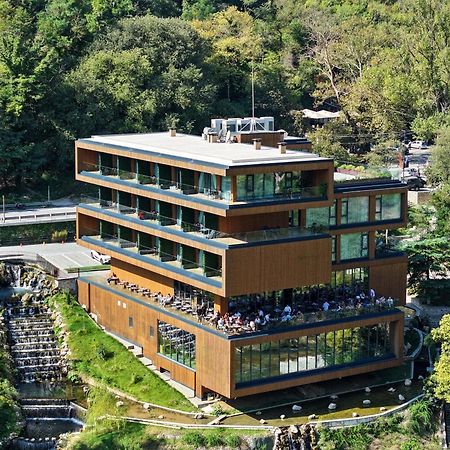 Hotel Uji Ftohte Tepelene Esterno foto