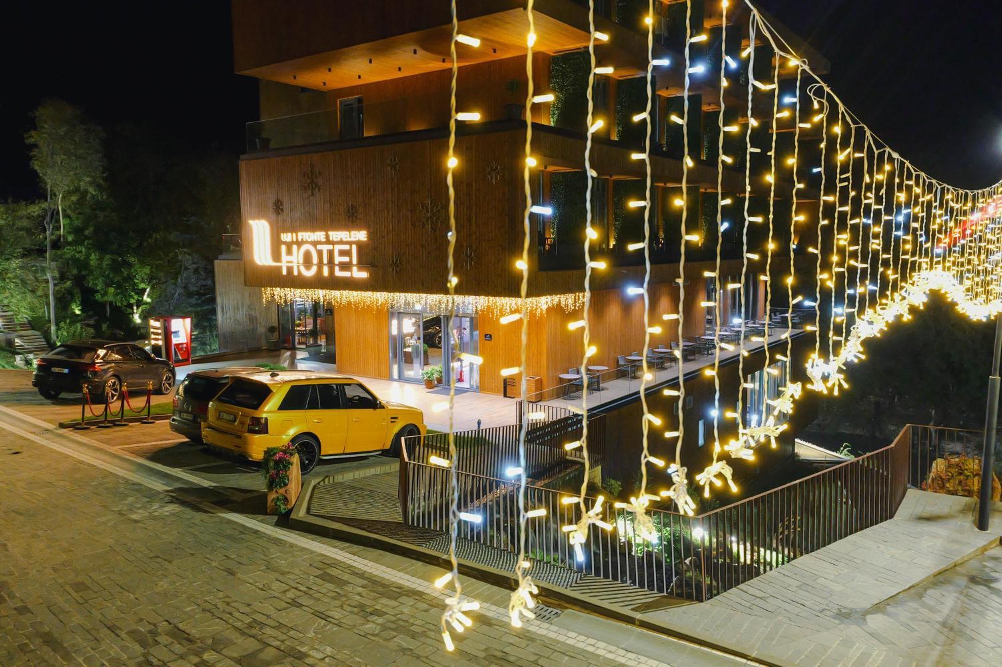 Hotel Uji Ftohte Tepelene Esterno foto