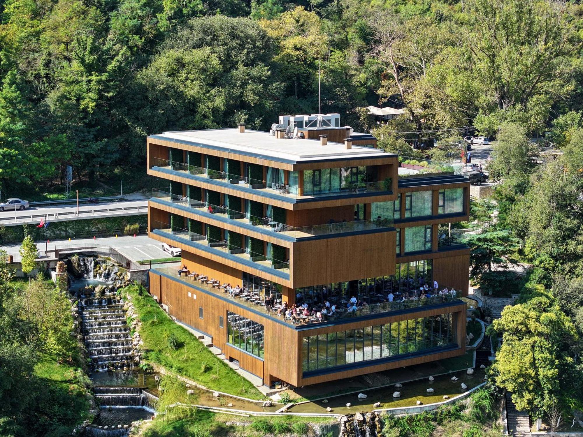 Hotel Uji Ftohte Tepelene Esterno foto
